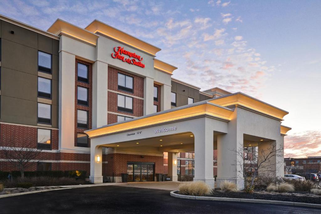 Hampton Inn & Suites Columbus-Easton Area Main image 1